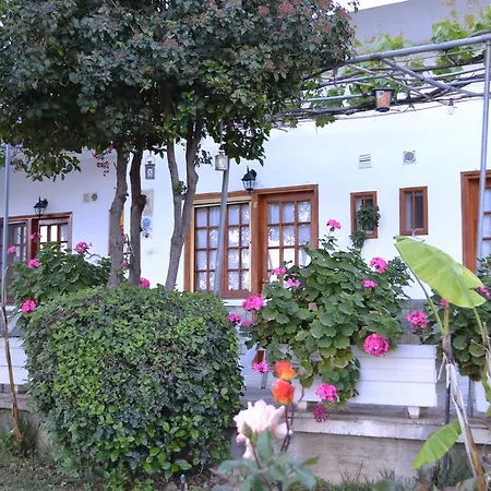 Dimitras House Apartment *
