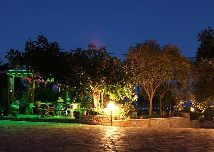 Dimitras House *